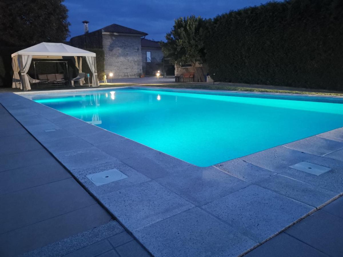 Moura - Pool & Jacuzzi Povoa de Lanhoso