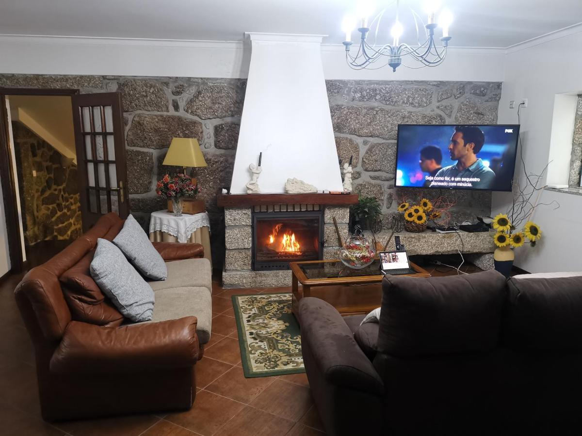 Moura - Pool & Jacuzzi Holiday home Povoa de Lanhoso