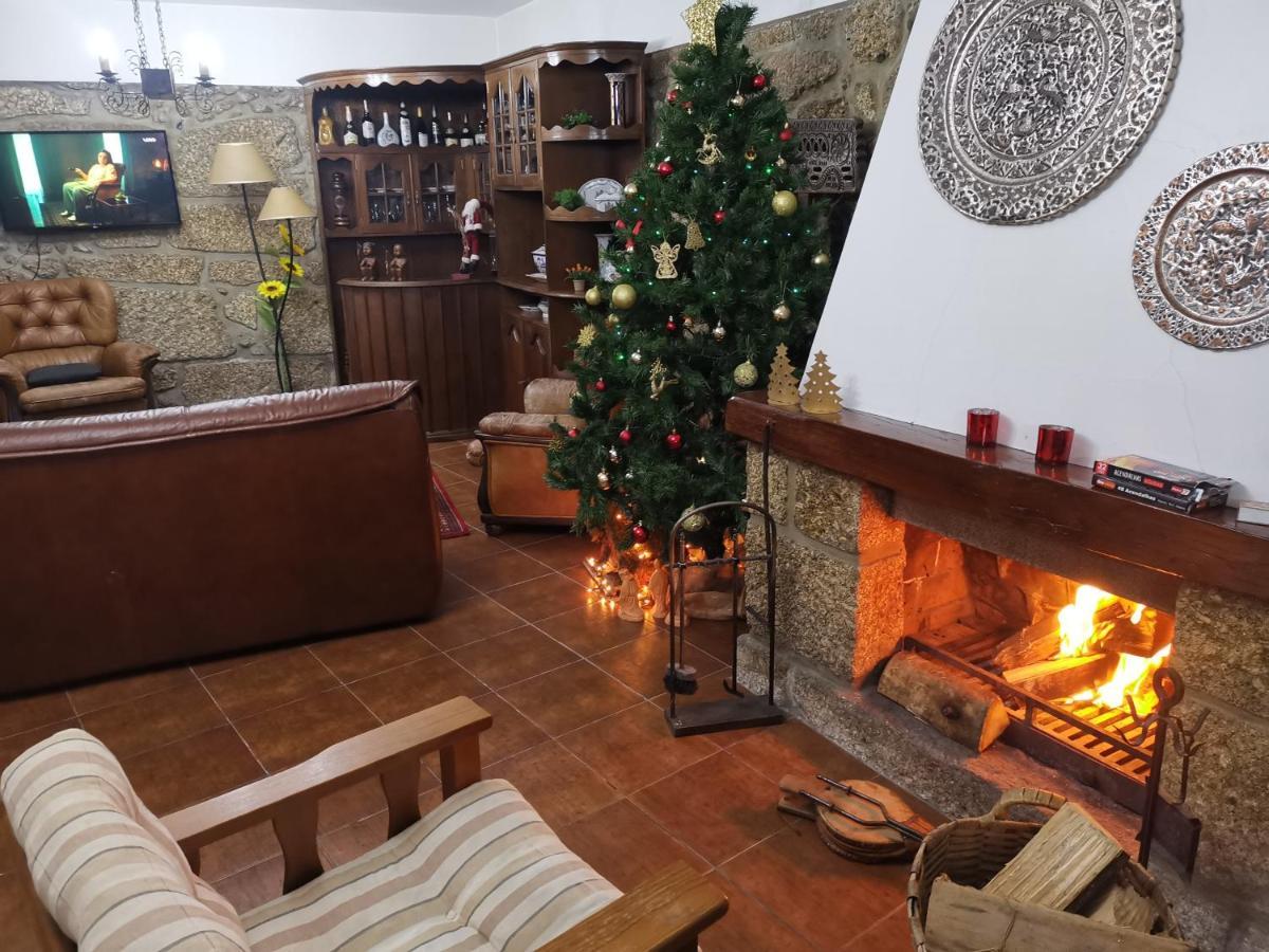 Moura - Pool & Jacuzzi Holiday home *