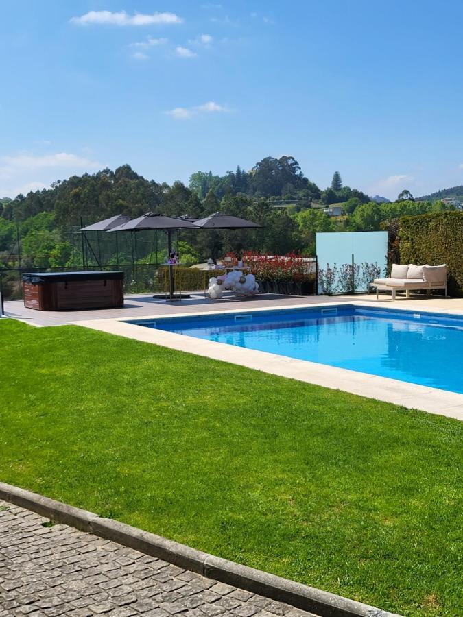 Moura - Pool & Jacuzzi Holiday home *