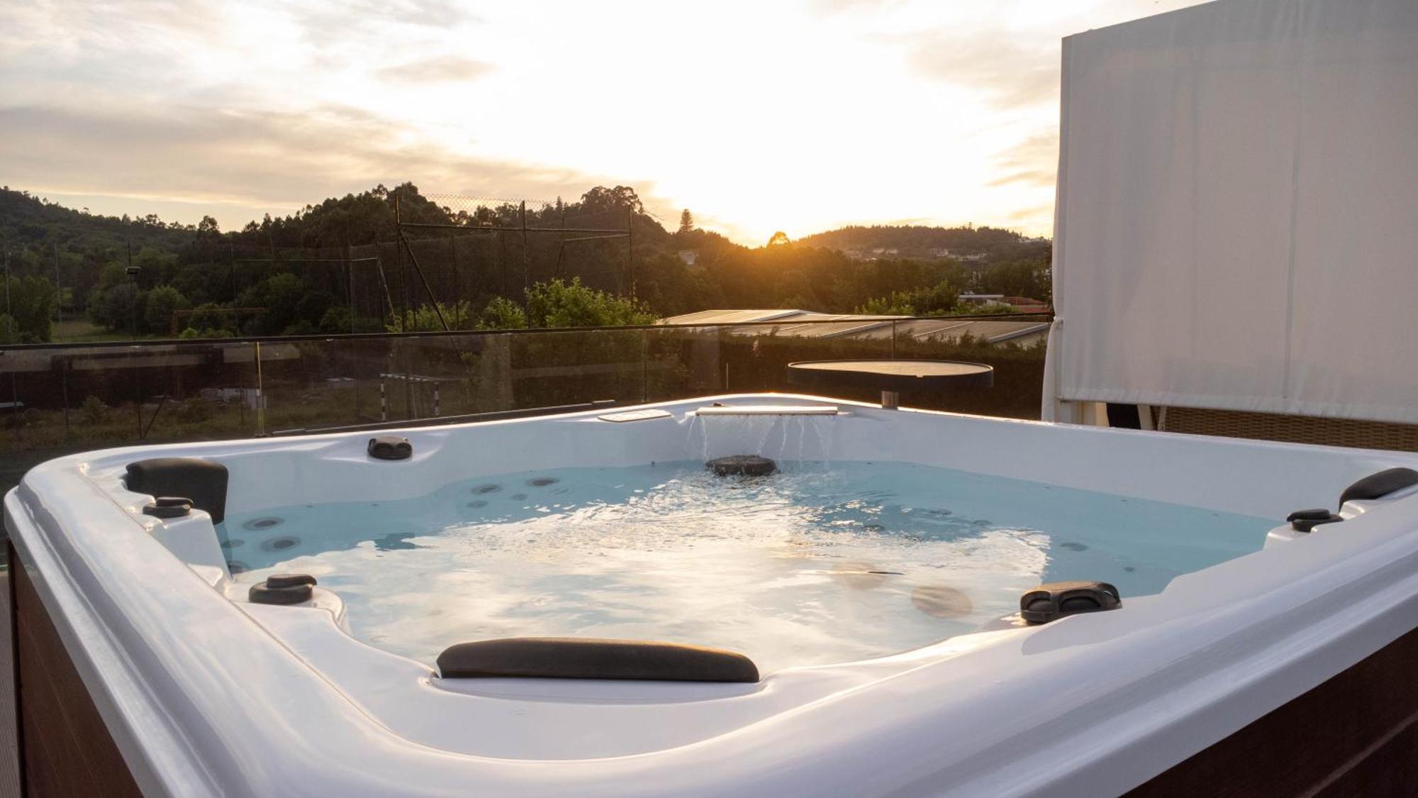 Moura - Pool & Jacuzzi Holiday home