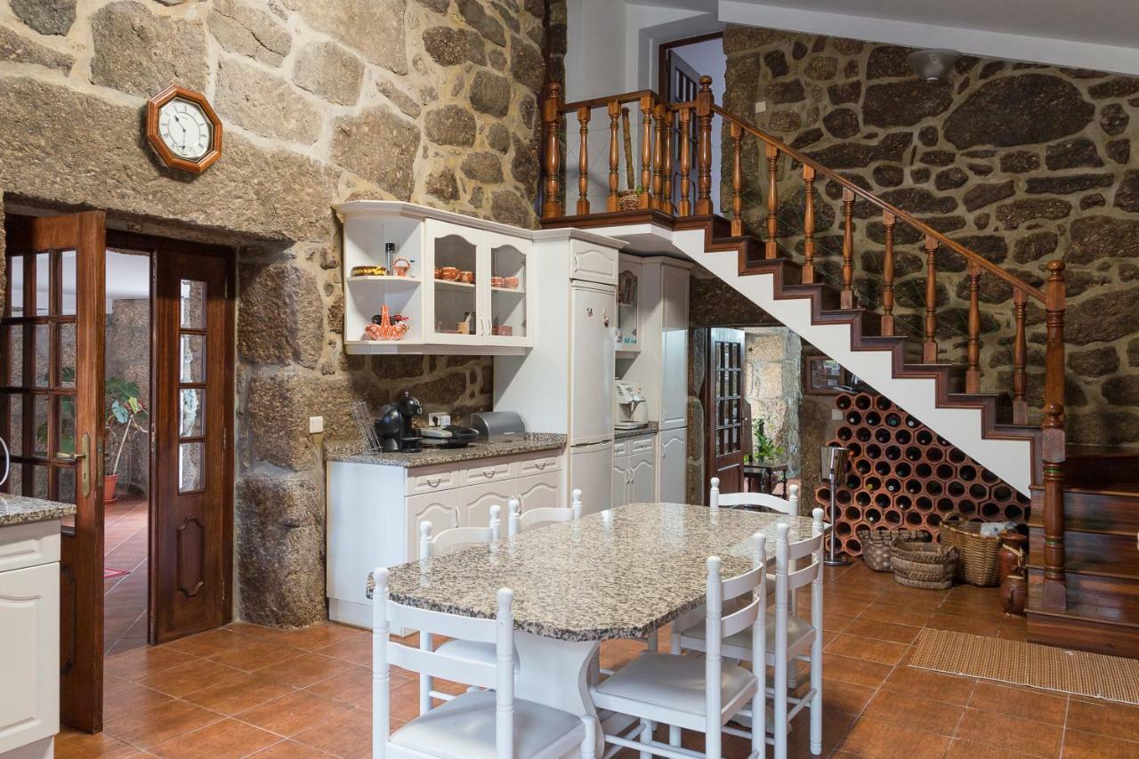 Moura - Pool & Jacuzzi Holiday home Povoa de Lanhoso